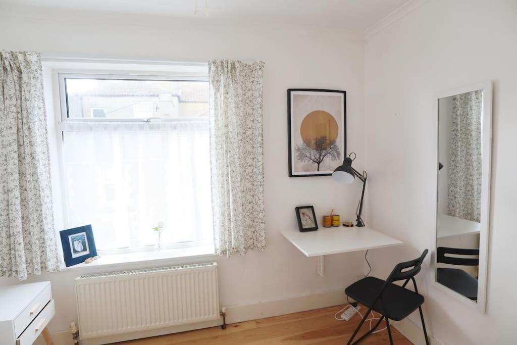 Cute Cottage 4 Mins From Cafes Station And Sea St Leonards-on-Sea Exterior foto